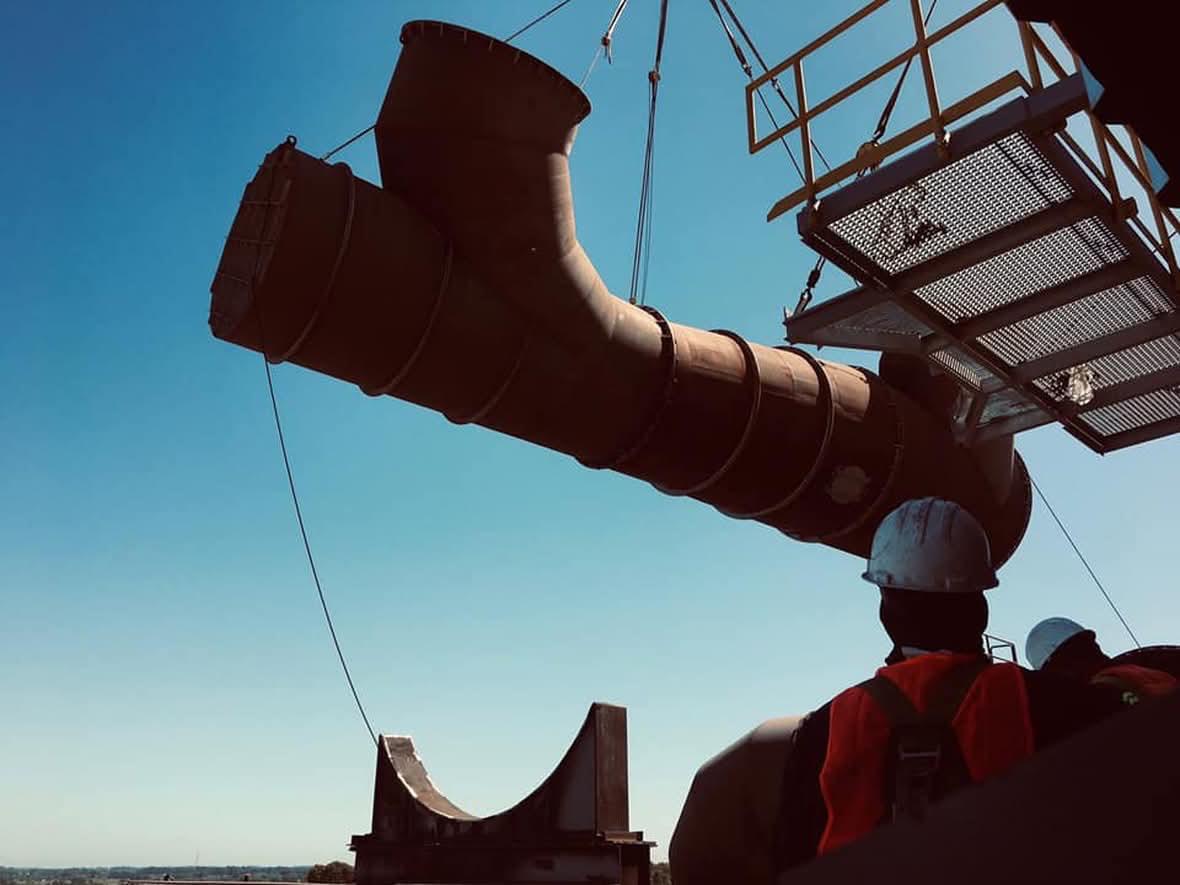 Izaje de ducto industrial